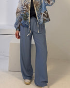 Stoffhose mit Gürtel