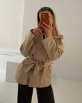 Kurzer Trenchcoat