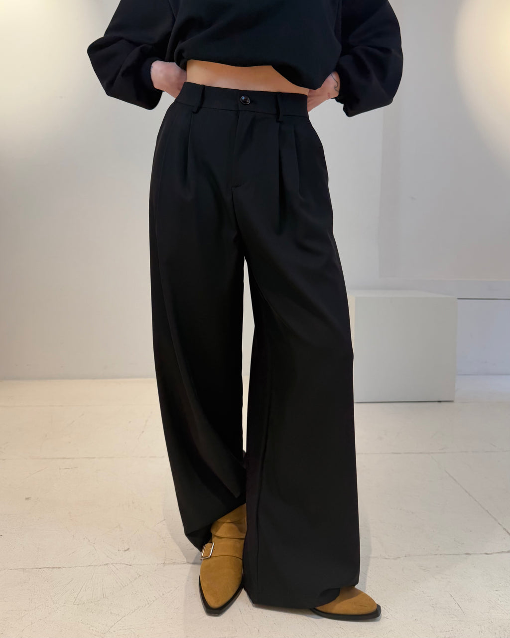 Stoffhose mit Bundfalten