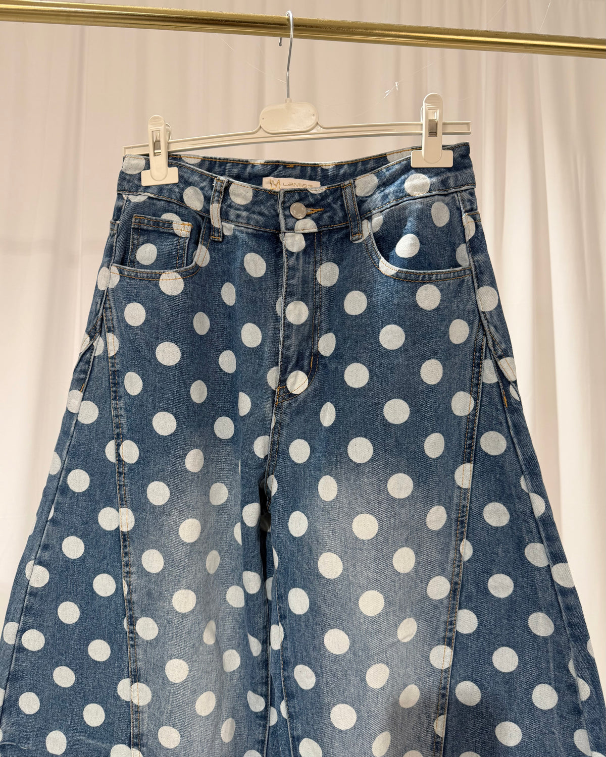 Jeans mit Punkten