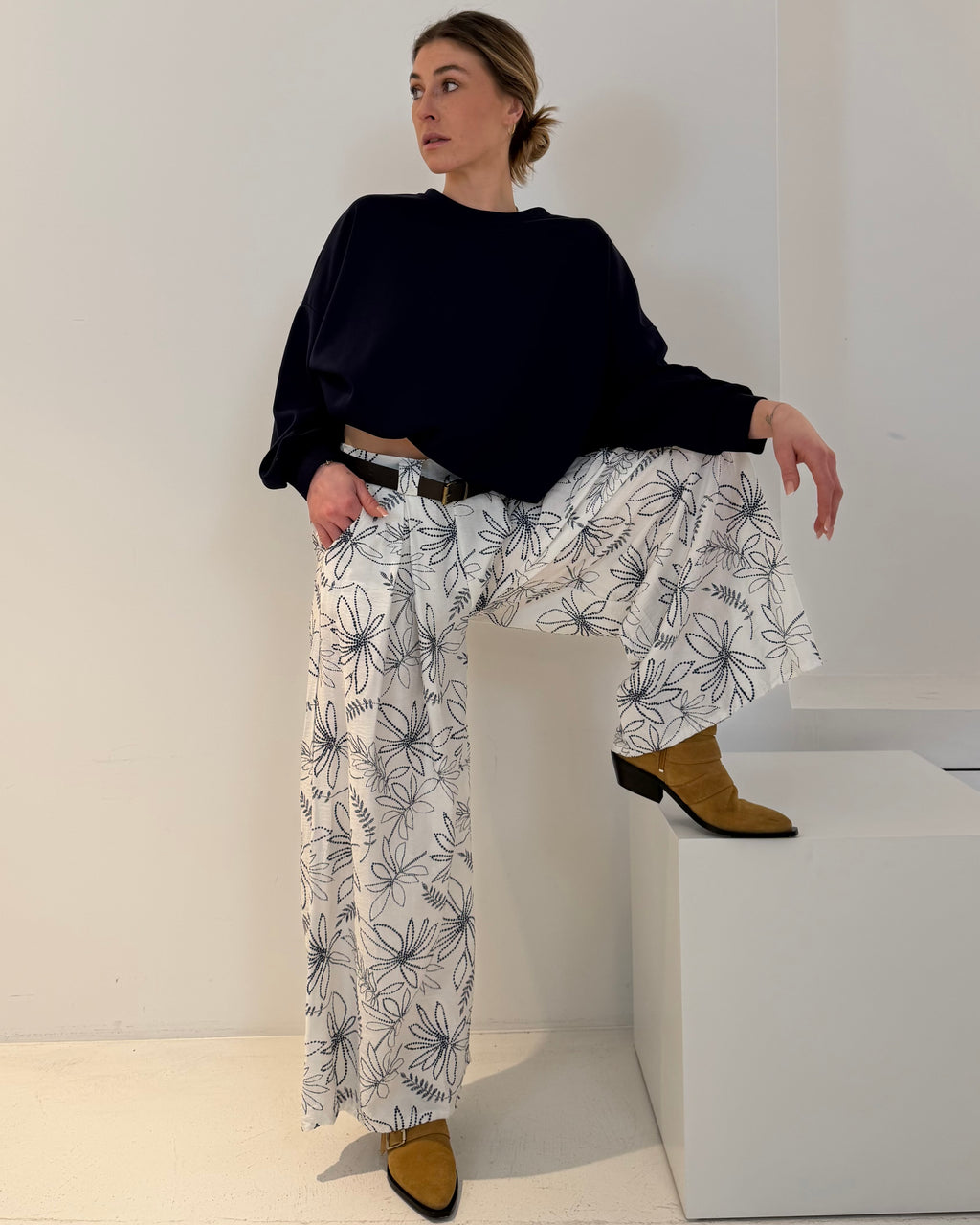 Stoffhose mit Mustern