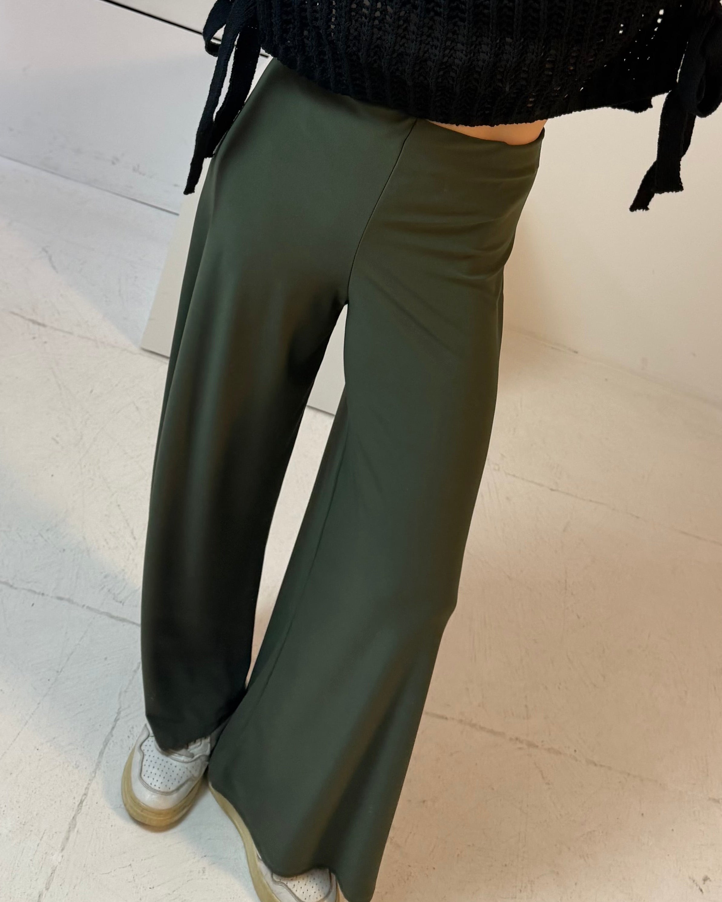 Fließende Hose
