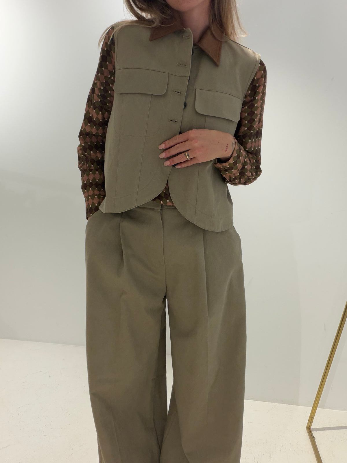Weite Stoffhose