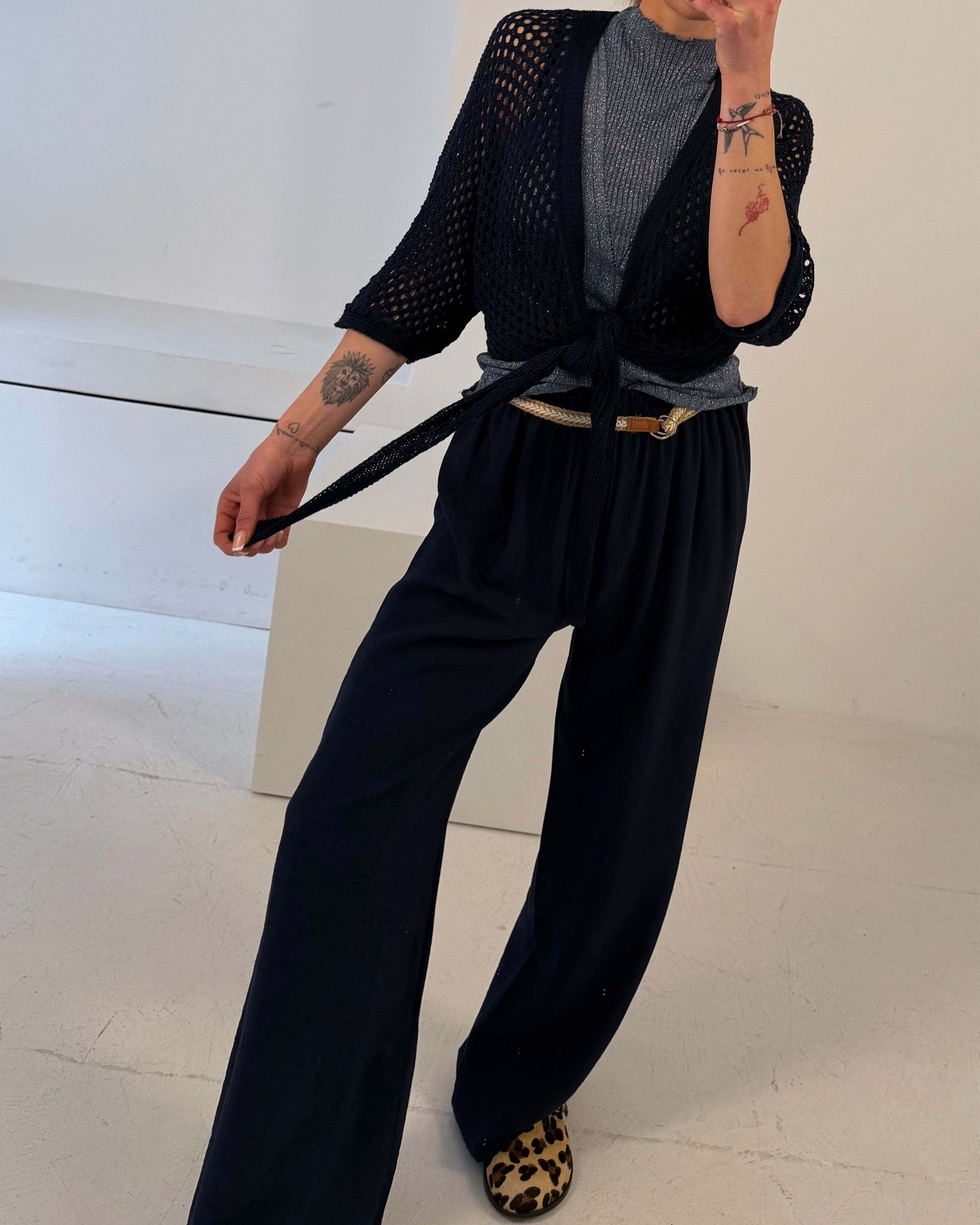 Stoffhose mit Gürtel