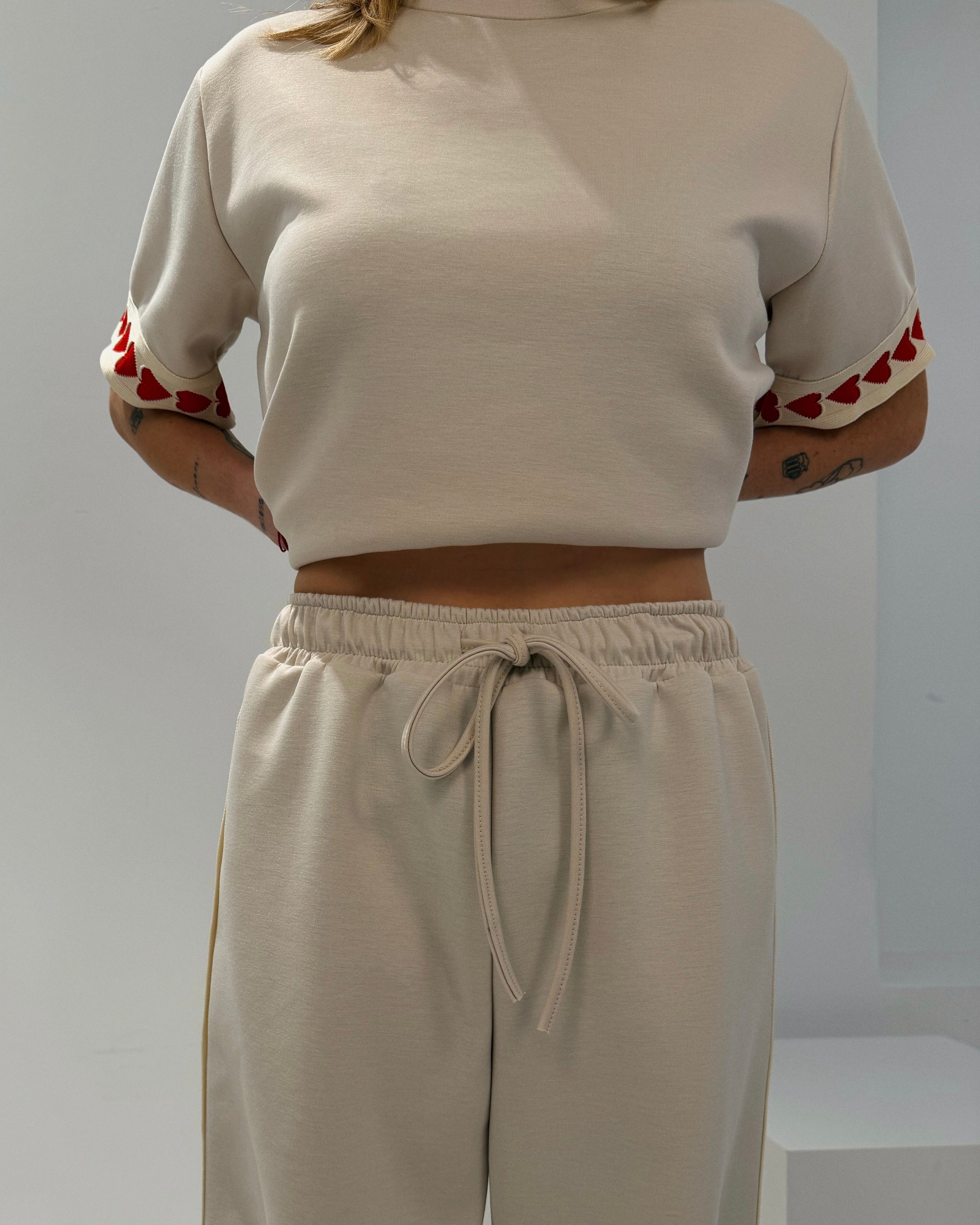 Jogginghose mit Herzen