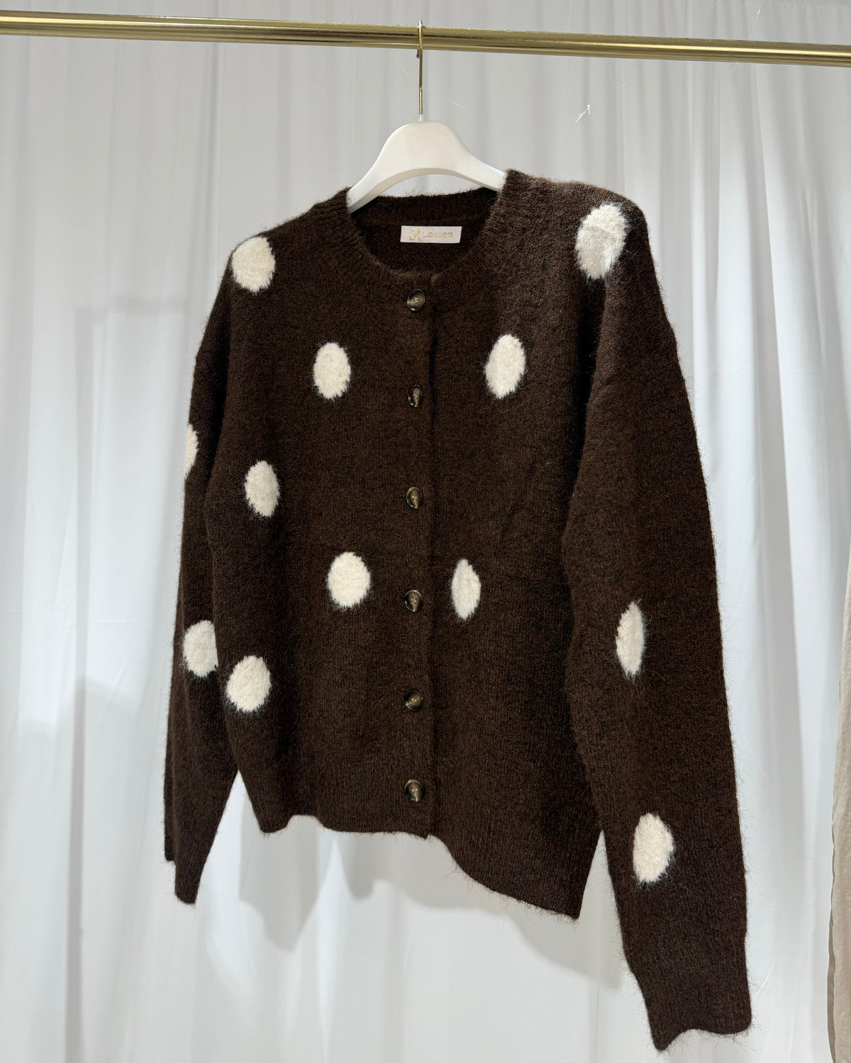 Cardigan mit Punkten
