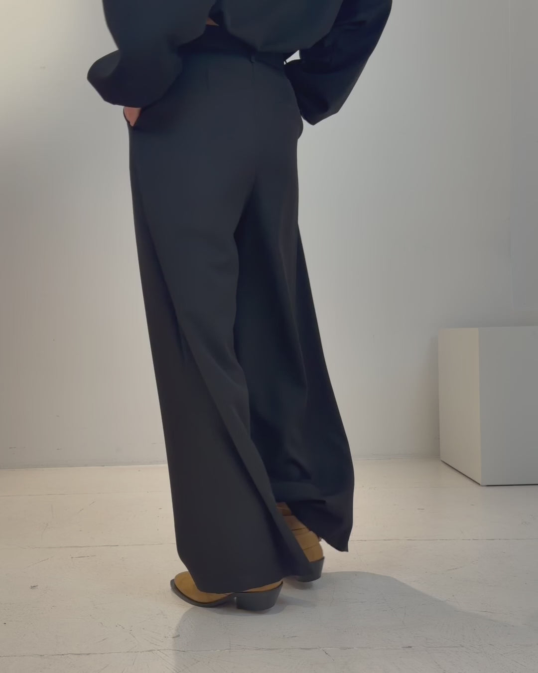 Stoffhose mit Bundfalten